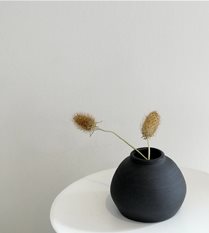 tiny vase #3