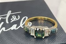 Hart & Halo 5 stone ring