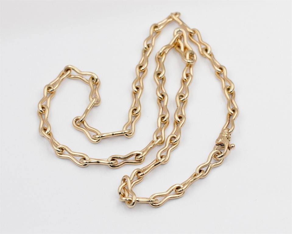 Yellow gold chain Solid figure 8 link 9ct Length 45cm