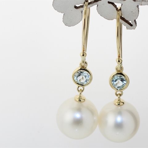 Pearl and blue topaz