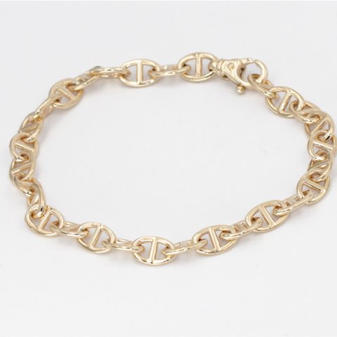 Gold anchor bracelet