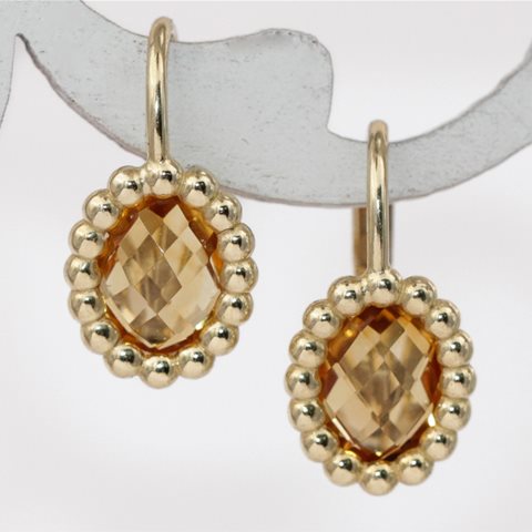 Faceted citrine